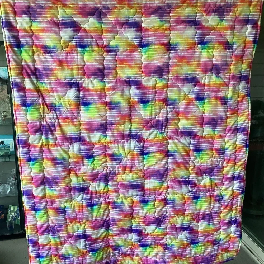 NWT. Hand Crafted Field of Flowers  Quilt with Green, Yellow and Pink Accents